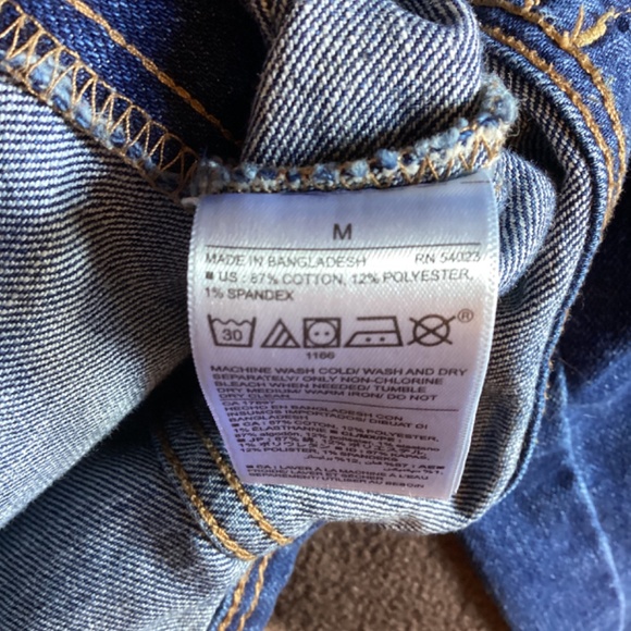 Old Navy dark wash denim jean jacket, size M Medium - Picture 6 of 7